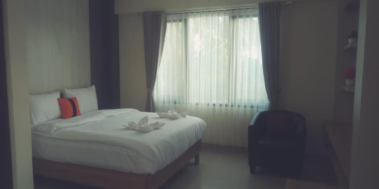 Long Beach Hotel Pangandaran Exterior foto