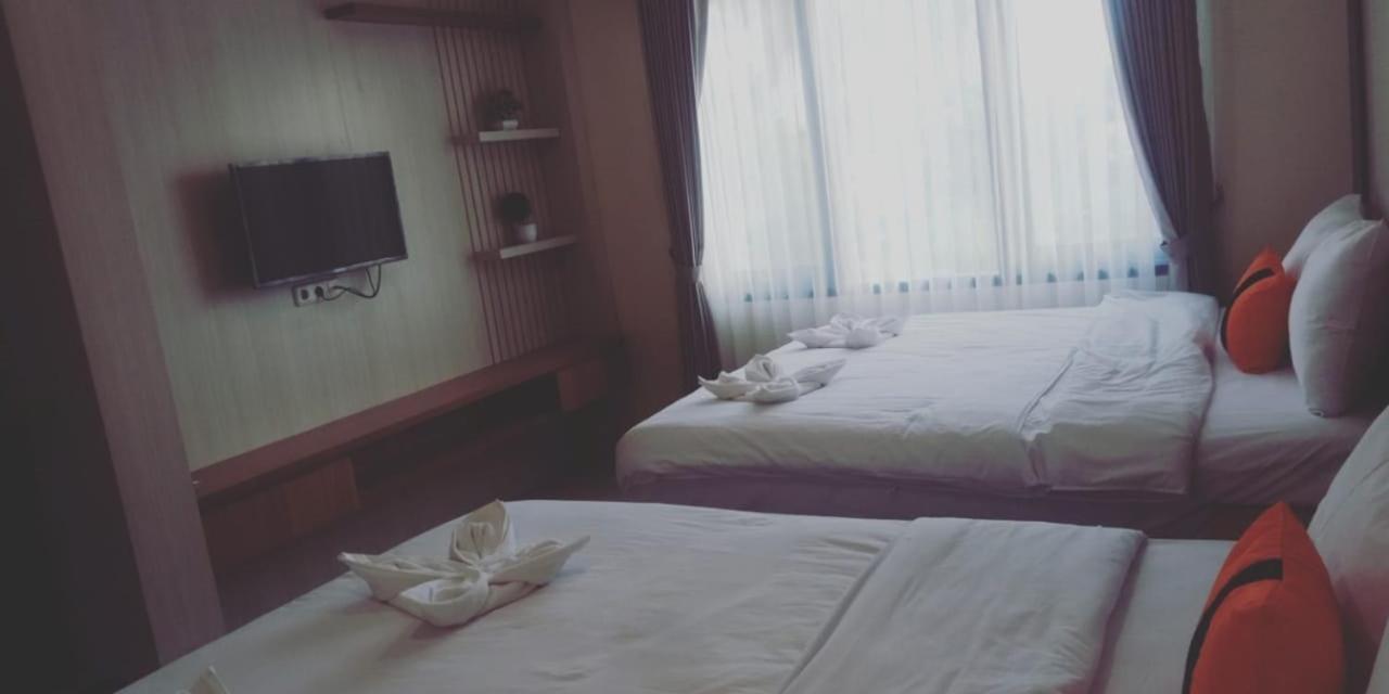 Long Beach Hotel Pangandaran Exterior foto